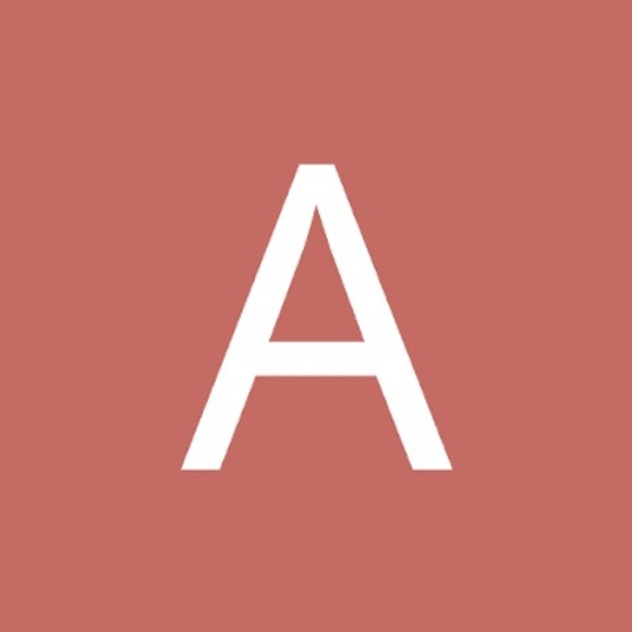 Meet your Posher, Ashley - Picture 1 of 1